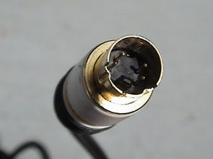 300px-SVideoConnector.jpg